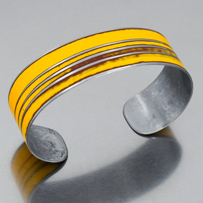 Norbert - Ford pickup bracelet with original car paint, adjustable size, yellow and silver striped design.
